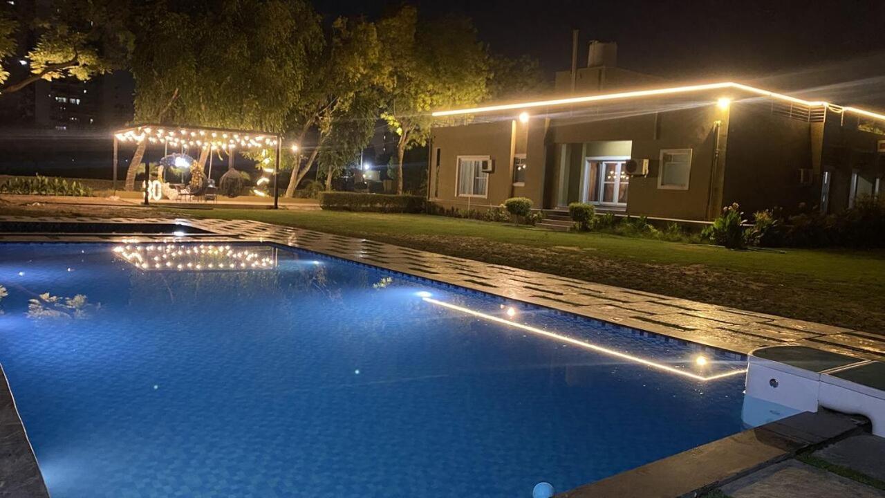 Raas Vilas - Boutique Farm House With Pool Tāoru Exteriör bild