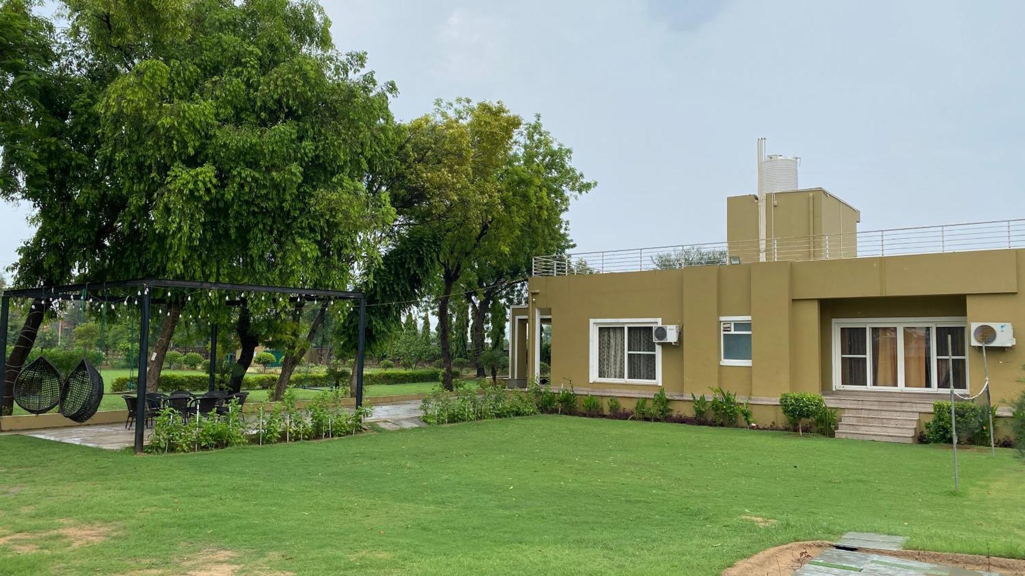 Raas Vilas - Boutique Farm House With Pool Tāoru Exteriör bild